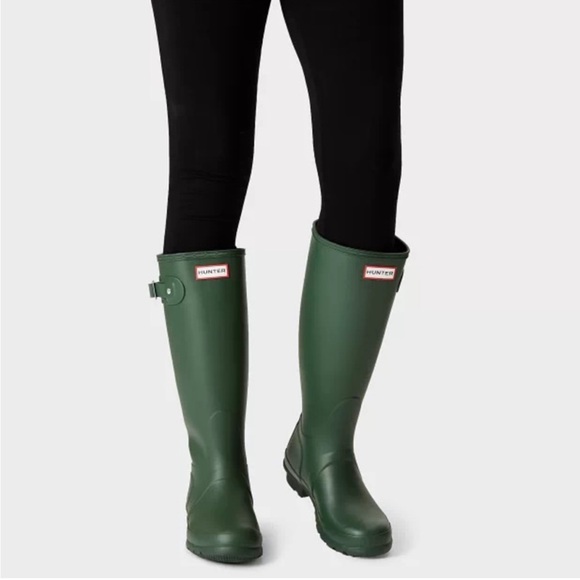 Hunter Shoes - NWT! Hunter Tall Green Boots size 43 M10/F11